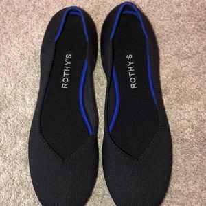 Rothy’s rounded flats